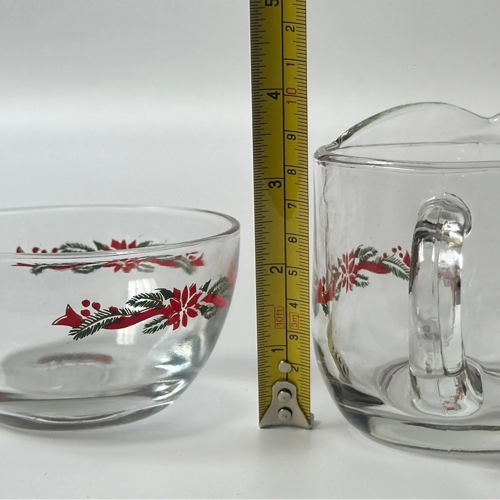 Anchor‎ Hocking Poinsettia & Ribbons Sugar and Creamer Set of 2